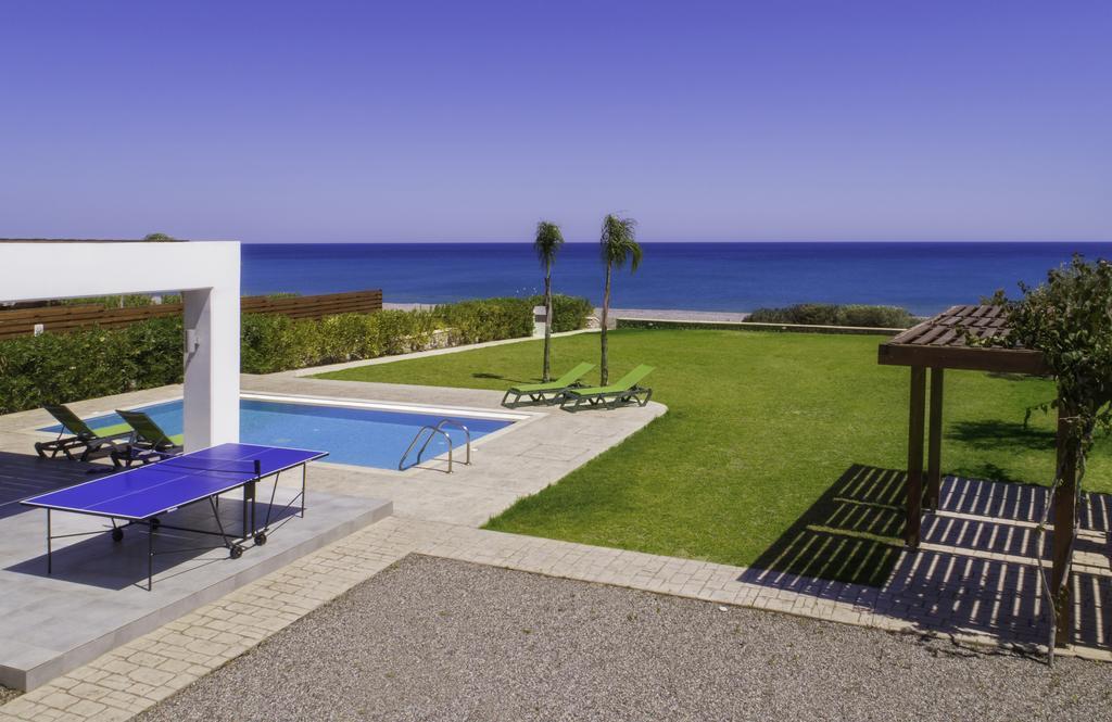 Antonoglou Beach Villas - Waterfront Luxury Retreat Lakhania Exteriér fotografie
